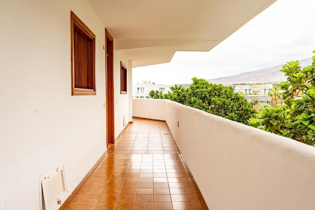 Parque Royale 1 Apartment With An Amazing Ocean View 아데제 0*,  스페인