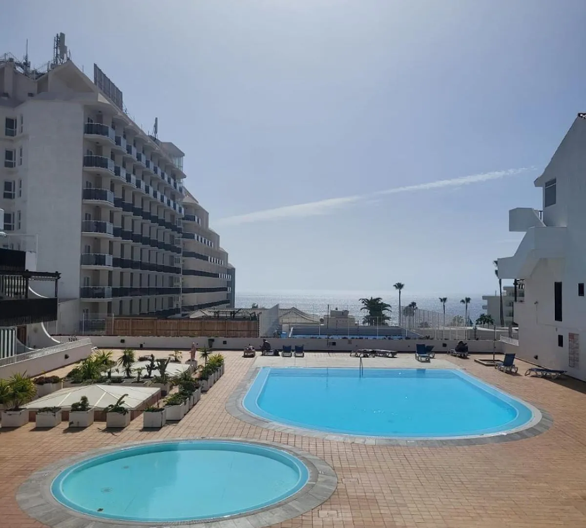Parque Royale 1 Apartment With An Amazing Ocean View 아데제