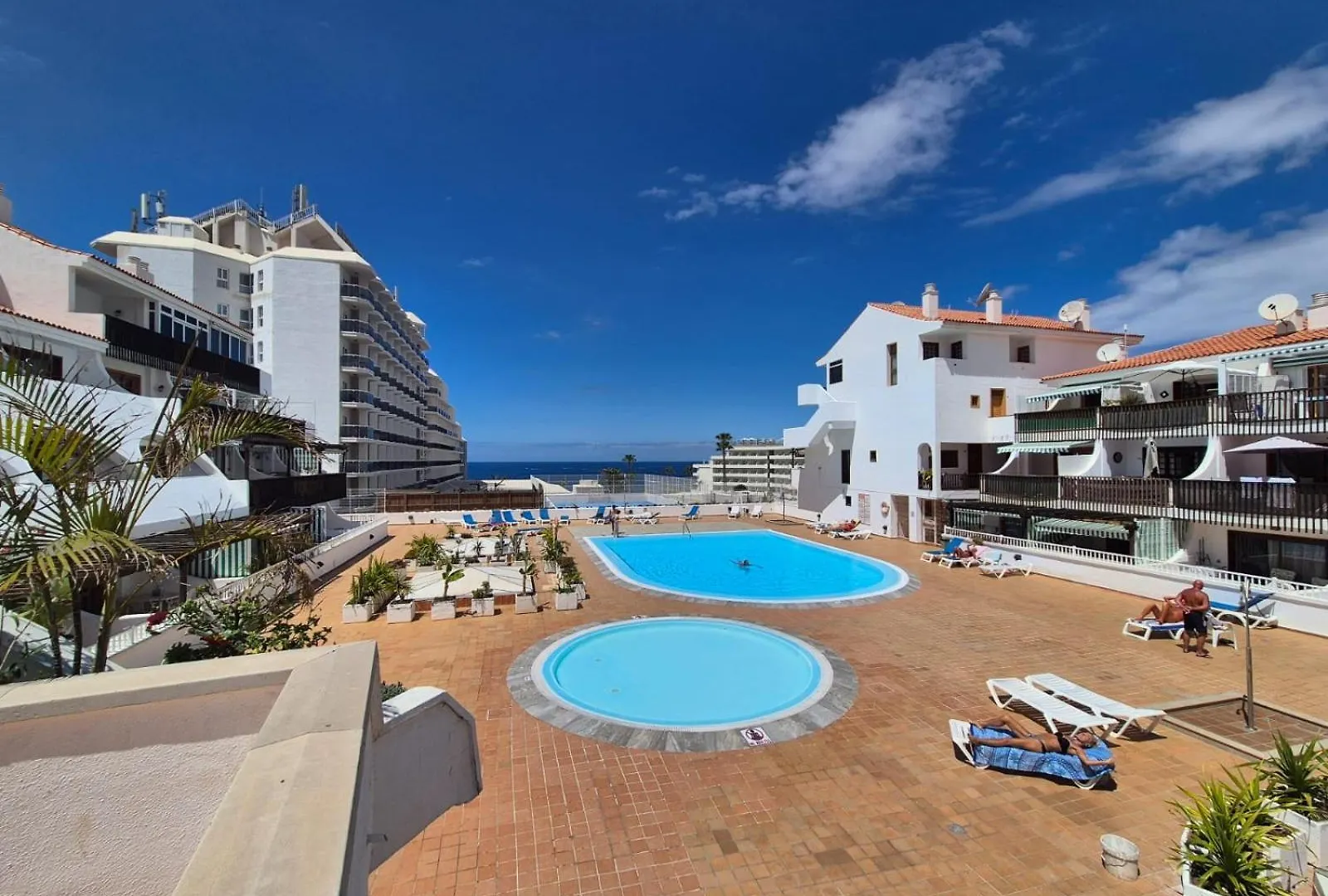 Parque Royale 1 Apartment With An Amazing Ocean View 아데제